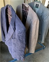W - LOT OF MEN'S DRESS JACKETS (A157)