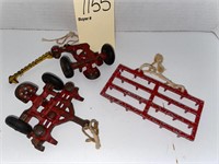 VINTAGE METAL TRACTOR PARTS TOY