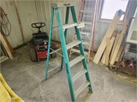 Keller 6' Fiberglass Step Ladder