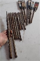 Lof ot 16 Bosch & Milwaukee Drill Bits