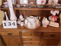 White Hobnail Lot (this shelf only)