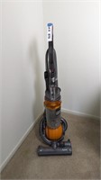 DYSON BALL VACUME DC25 FOR ALL FLOOR TYPES
