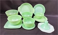 Misc green kitchenware / dishes / glass