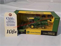 Ertl John Deere 7720 Combine NIB 1/64