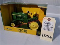 Ertl John Deere 2010 Tractor NIB 1/16