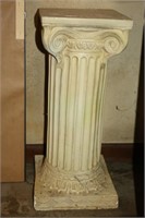 Ionix Fluted Column Pedestle