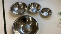 4pcs multi sized stainless steel mixing bowls