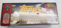 Sealed box of Topps MLB 1998 Complete Set Cards