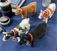 BOBBLE HEAD COWS