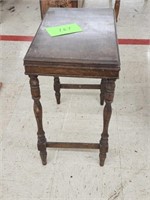 Antique small table - 12x18x24