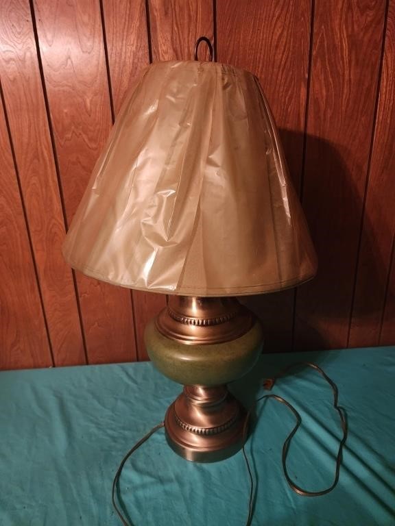 31" lamp green base