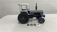SCALE MODELS-WHITE MODEL 2-135 TRACTOR