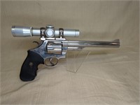 S&W MODEL 29-2 6 SHOT 44 MAG REVOLVER W/ SCOPE