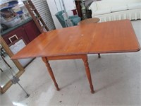 VINTAGE WOOD DROP LEAF TABLE