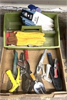 Gardening hand tools/gloves