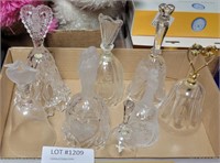 APPROX 8 DECORATIVE GLASS/CRYSTAL BELLS