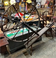 Antique Great Spinning Wheel