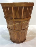 Pine Basket 20"