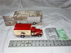 1995 Edition 1942 Chevrolet 1 1/2 ton van box