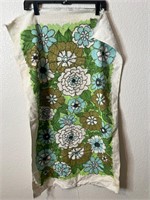 Vintage Floral 70s Towel