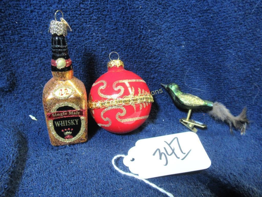 BOX LOT:  OLD WORLD CHRISTMAS + 2 OTHER GLASS