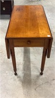 Early One Drawer Drop Leaf Table