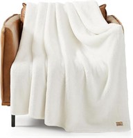 USED-Comfortable White Blanket