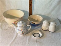Corelle Tea Pot, Pfaltzgraff Spoon Holder