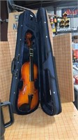 Beautiful violin with case!