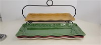 4 Serving Trays W/Metal Wrack Red,white, Green,
