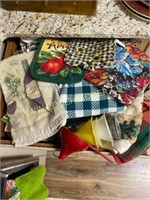Large lot of assorted pot holders and more