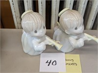 Pair of Precious Moments Figurines