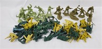 Lot Of Various Green Army Soldier Figures