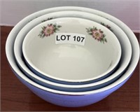 Hall Superior Quality (3) Nesting Bowls