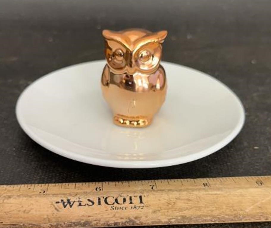 SMALL PLATE W/OWL FIGURE-ATTACHED