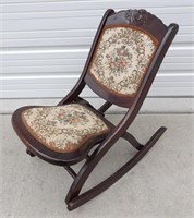 Folding Rocking Chair: Cushioned Tapestry Seat