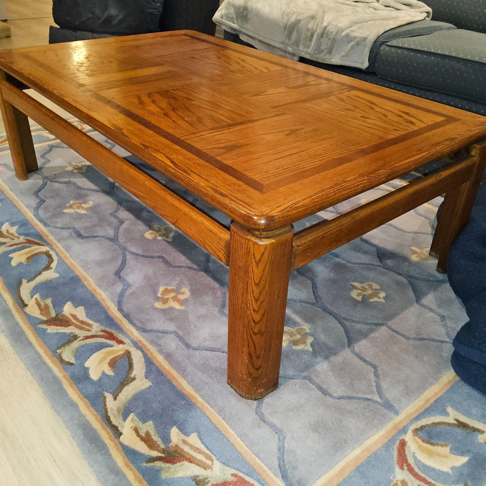 COFFEE TABLE AND END TABLE