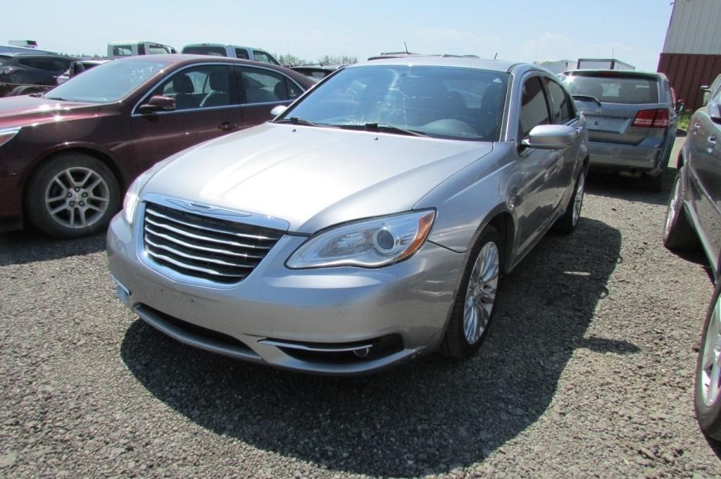 2013 Chrysler 200 Limited