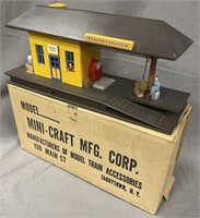 Boxed Mini-Craft S Ga 900 Freight Station