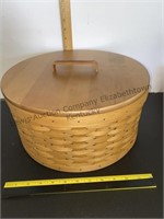 Large round with wooden top Longaberger basket