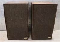 Pair of Acoustic Research Speakers