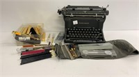 Vintage heavy underwood typewriter, Venus copying