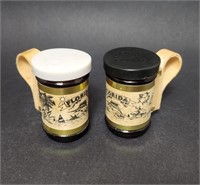 Salt & Pepper Shaker Set