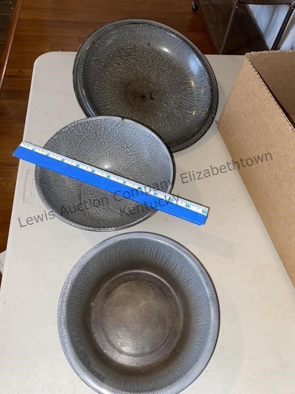 Mixed box of Grey Granite Ware Enamel Ware