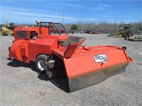 2013 BOS 5055 Orchard Sweeper