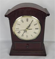 Battery Operated Mantel Clock