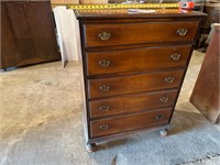 5 drawer mohagany dresser, rounded feet