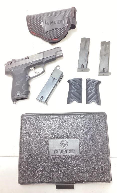 RUGER P89DC 9mm PISTOL w 3 MAGAZINES, EXTRA G