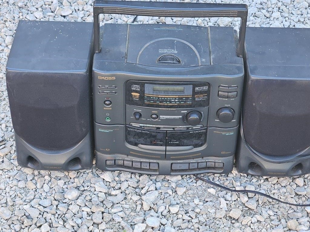 Koss Stereo All Works -  Needs Cleaned Up