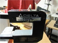 DELTA 16" SCROLL SAW